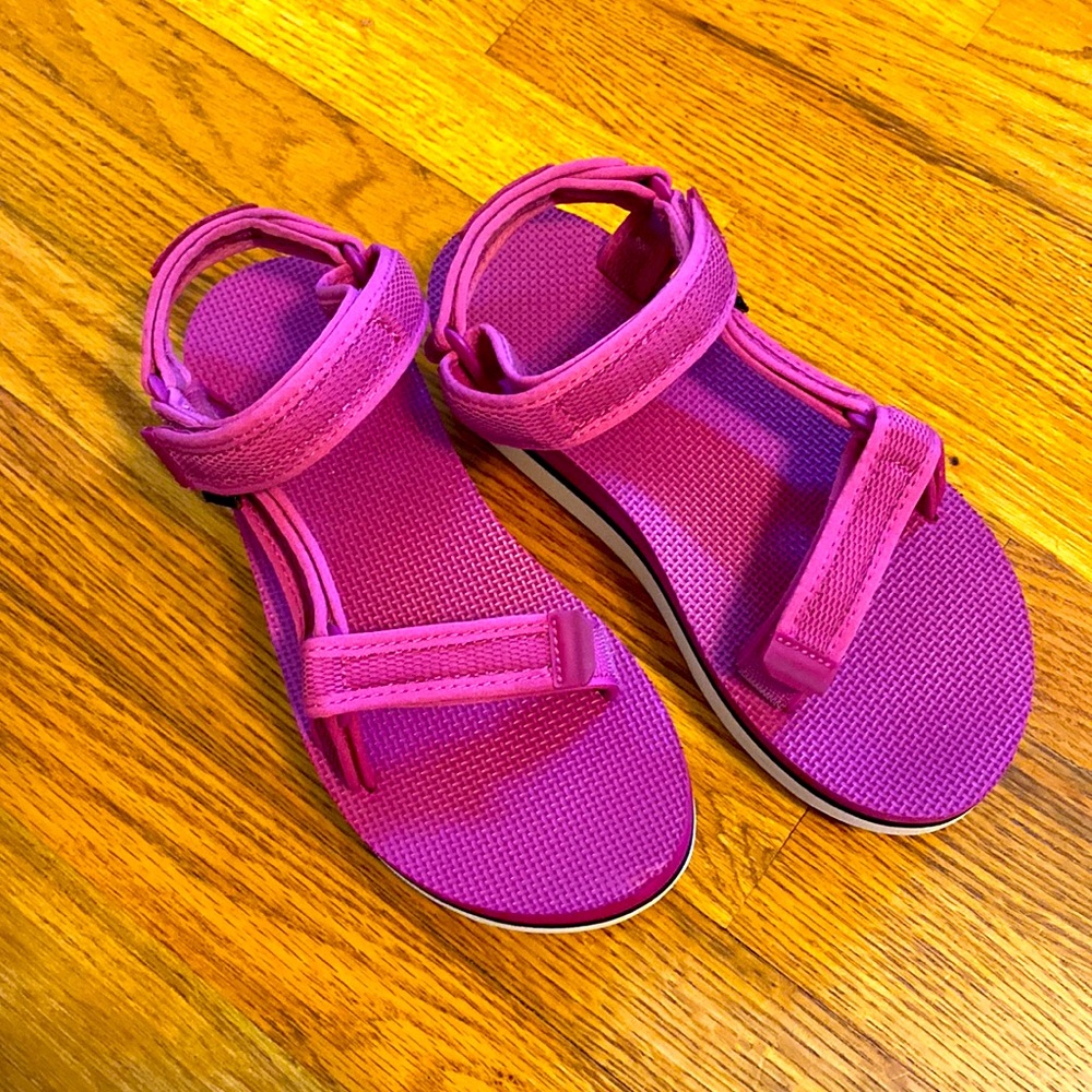 Women’s Pink Platform Tevas